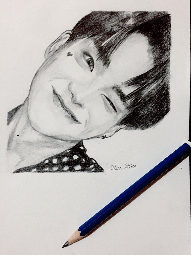 Kingbyeongkwan's tweet photo. Park Junhee pencil sketch ✏️ it's been awhile 🌟

#에이스 #박준희 #준 #ACE #A.C.E #Fanart #팬아트 #Jun #Junhee @official_ACE7 https://t.co/9YhhJIDuRh