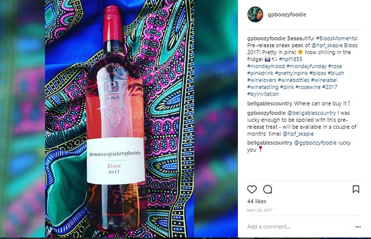 Boozy_Foodie's tweet photo. #InstaFlashback to one of my #BloosMoments! And this pre-release sneak peak of @hpf1855 @HPF_Skapie Bloos 2017! #hpf1855
#mondaymood #mondayfunday #rose #pinkdrink #prettyinpink #bloos #blush #winelovers #winebottles #winelabel #winetasting #pink #rosewine #SAVineShare https://t.co/UwoOxyNBuQ