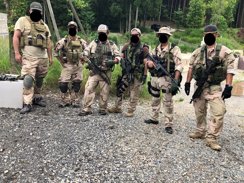 drt0321's tweet image. #gearaddict #kingサバ #ギアアディクト　
本日お世話になった「D」チームのメンバーの皆様、他にも陸軍兵士、アフガン民警の方もメンバーの楽しい一日でした。DCUでありながら様々な装備と個性で見飽きることが無い最高のシチュエーション！！