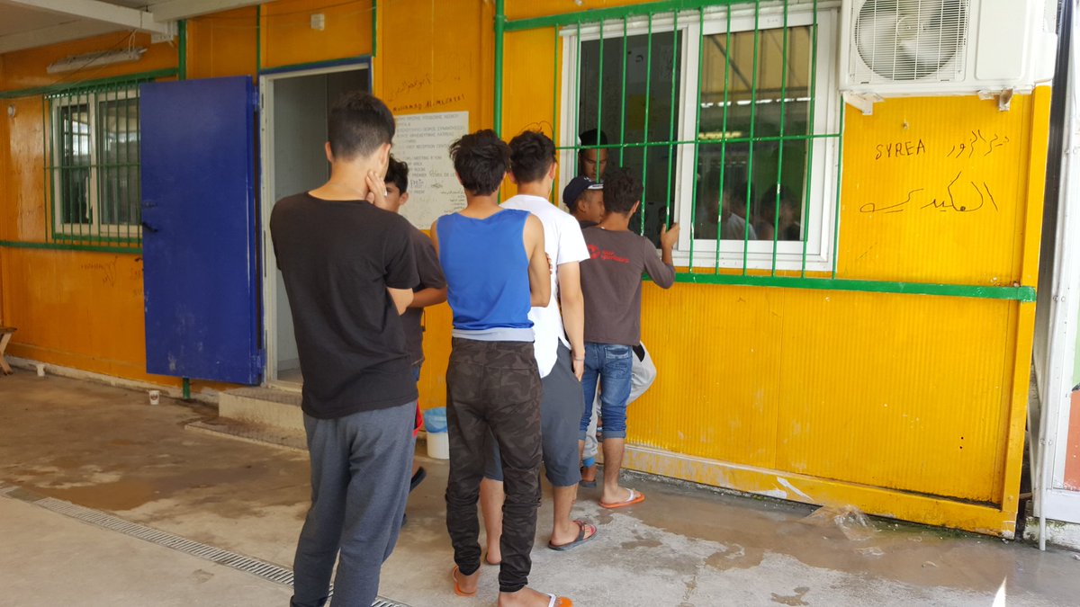 AlfDubs's tweet image. Just back from a fact finding mission in Greece with @safepassageuk, @StephenCowan and @candidaj. The refugee crisis is still horrific. Greece can't cope alone - it's time for all EU countries to share responsibility for adults as well as children. It's urgent.