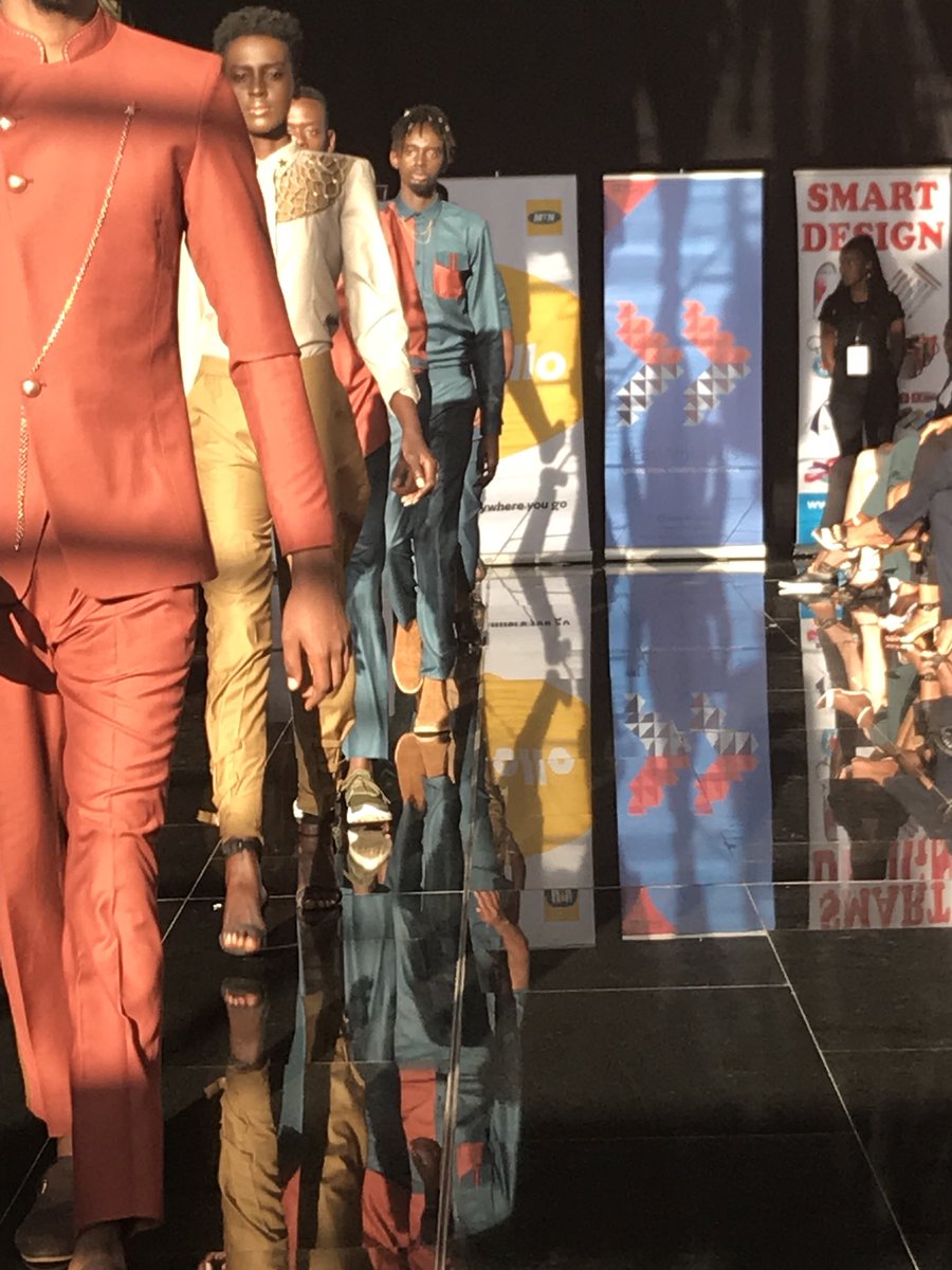 CandyBaso's tweet photo. Inspired by Sankara, this collection from @HouseOfTayo and accessorized by #KTsobe was amazing #Fashion #MadeInRwanda #CollectiveRW2018 #Kigali #Rwanda https://t.co/qu9e7Bp5fl