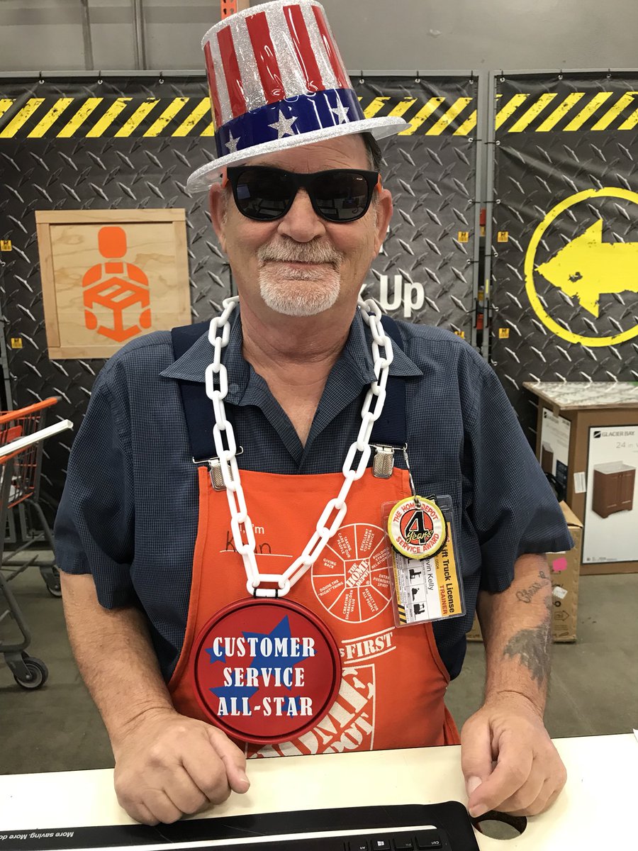 Pitmastery's tweet image. Driving customer service and having some fun!! @melaniepayneTHD @cj73fe @carlostovar4115 @StevenR92557940
