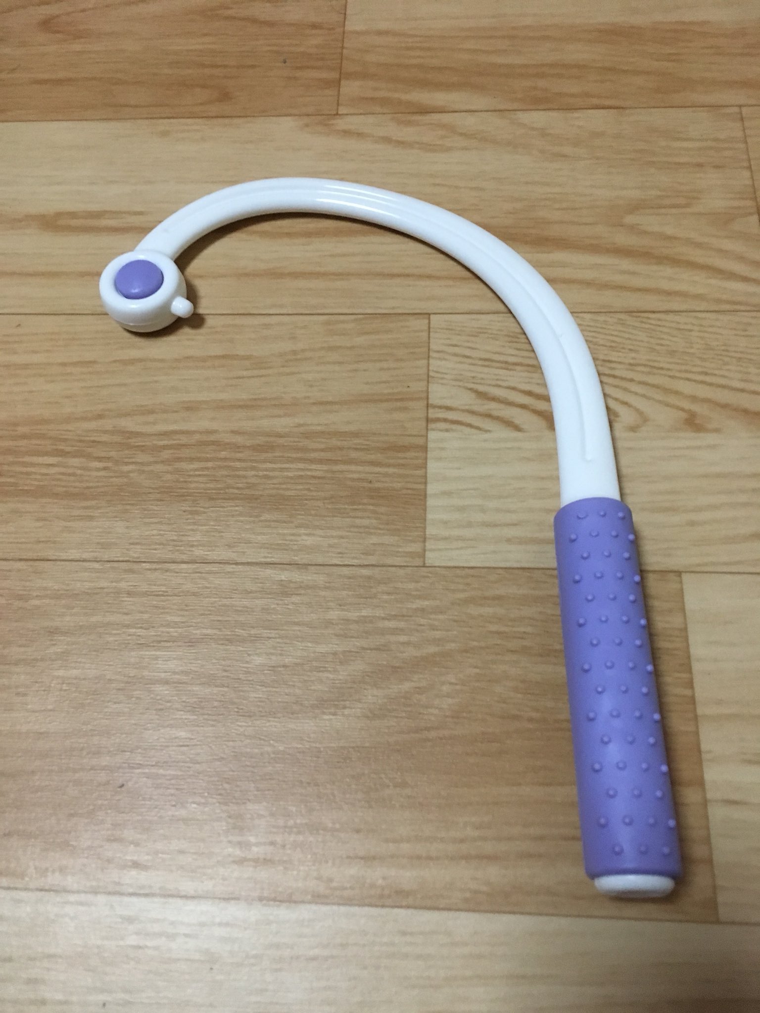 Twitter पर 光こっき この肩ツボ押し棒 百均一で買ったんですけどね 背中の肩甲骨などの凝ってる部分にも自分で届くので もう最高ですよコレは W ノッ Twitter पर 光こっき この肩ツボ押し棒 百均一で買ったんですけどね 背中の肩甲骨などの凝ってる部分にも自分で届くので もう最高ですよコレは W ノッ