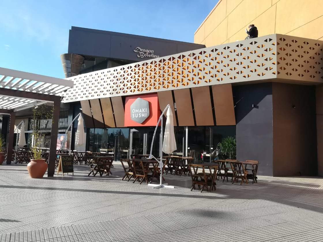 MendozaShopping's tweet photo. ¿Todavía no conocés las propuestas gastronómicas de nuestro #DistritoShoppingFood? ¡Te esperamos para disfrutar en familia! https://t.co/ftGksLcxd0