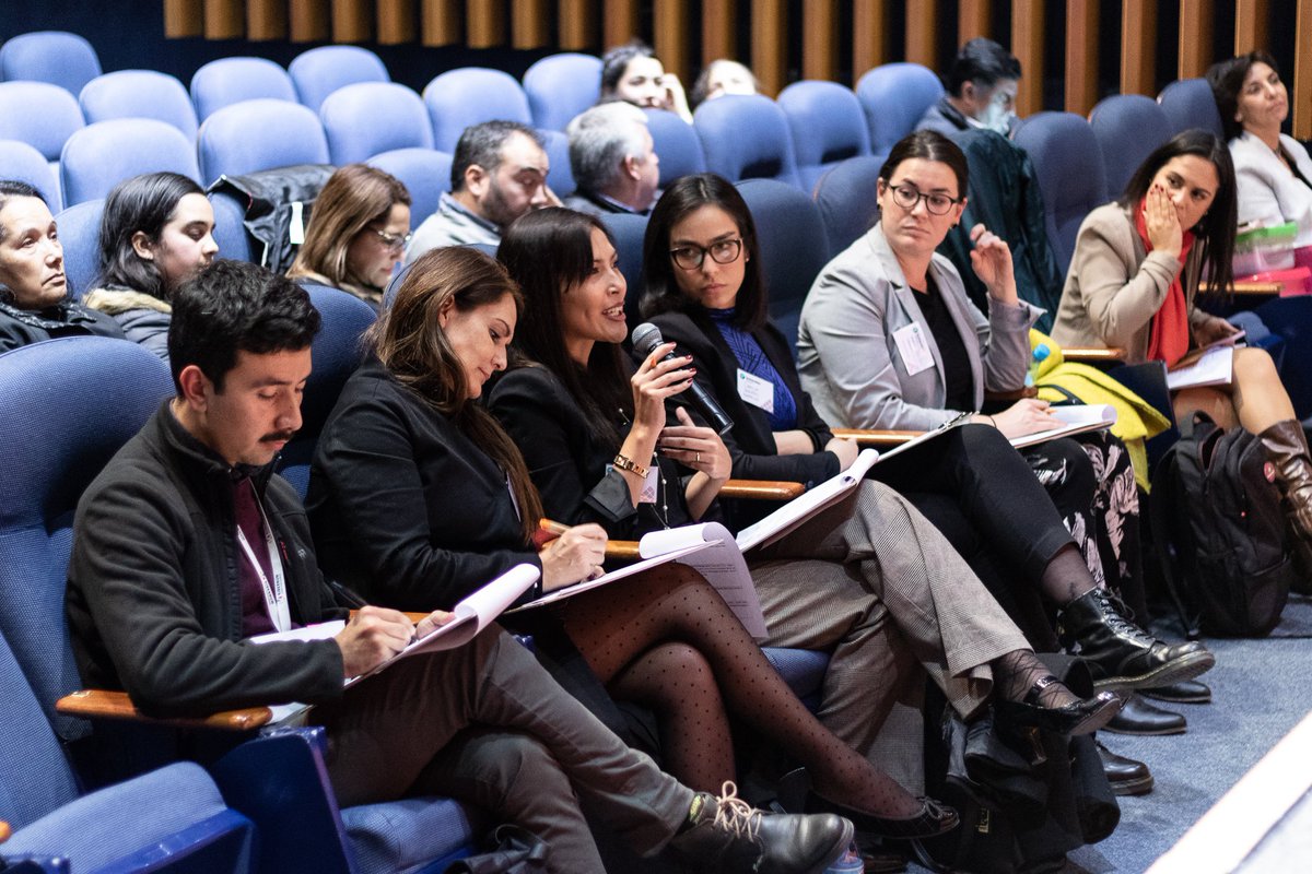 technovationcl's tweet photo. Gran equipo de Jueces en el segundo ciclo: @victorcavieres @camilaquevedos @Priscilla_zamor @TcreoC y #JenniferDaley muchas gracias por acompañarnos y apoyar a las niñas con sus comentarios e ideas para llegar al próximo nivel https://t.co/BEij3UT1Kz