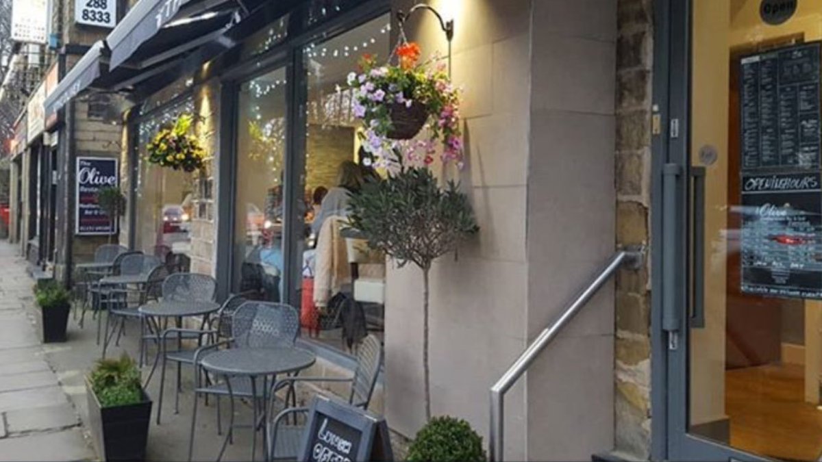 TheOliveLeeds's tweet photo. Enjoy a gorgeous Greek lunch 🥙 🥗 with your family & friends... Perfect 👌🏻 day & evening for everyone with a taste of the Mediterranean in the heart of Chapel Allerton https://t.co/5TlbDdinbQ #greekdining #greekrestuarant #homemadegreekcooking #ls7 https://t.co/XzlZqbiOe3