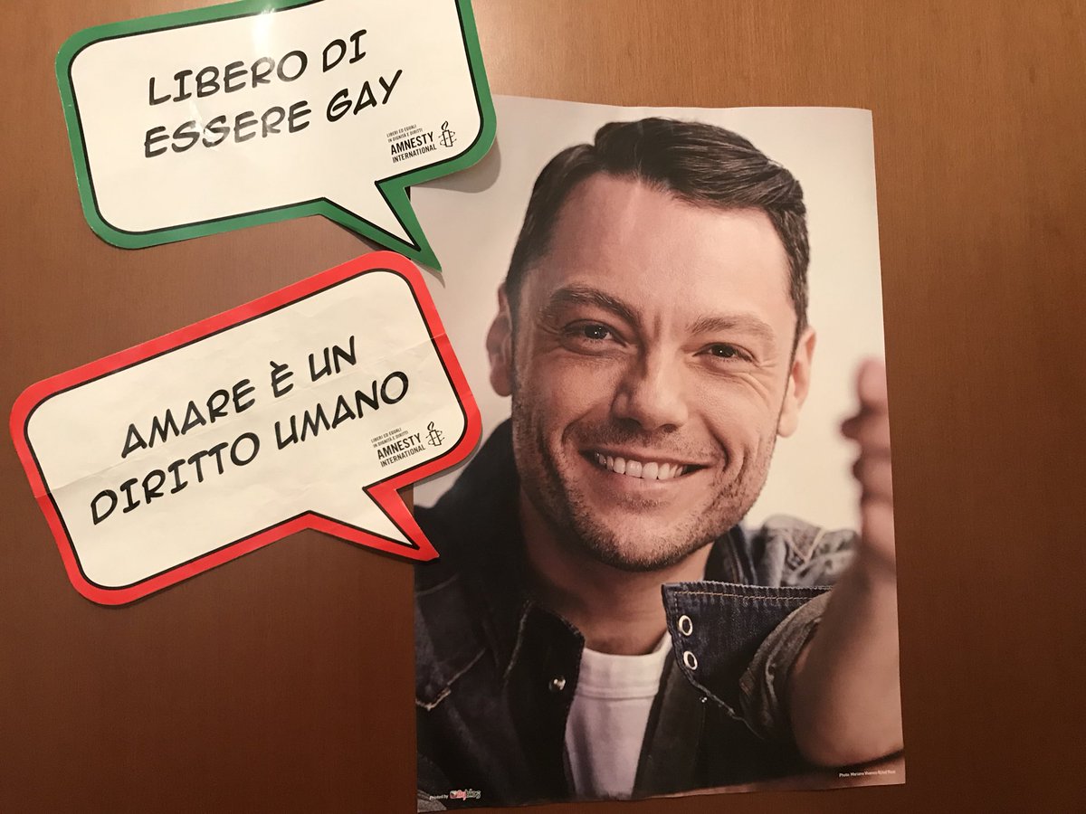 Sì, @TizianoFerro, prendo quello che prendi tu ❤️🌈 #PrideMonth #Pride2018 #prideitalia #tizianoferro #gayitalia