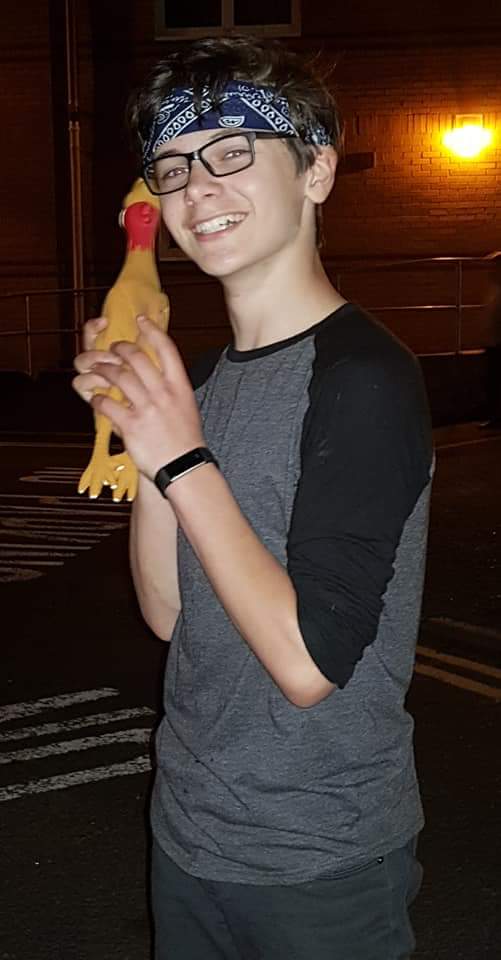 The_Many_Band's tweet photo. Can't wait for next Saturday: Performing at the Town Hall in Birmingham and @BrynWright1 gets an orchestra to play with as well as a chicken......
@musicforyouth #MFYNational https://t.co/GwT9nCxc24