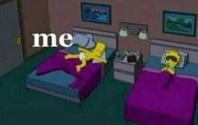 الفرق بيني وبين الناس الطبيعيه لما تنام .