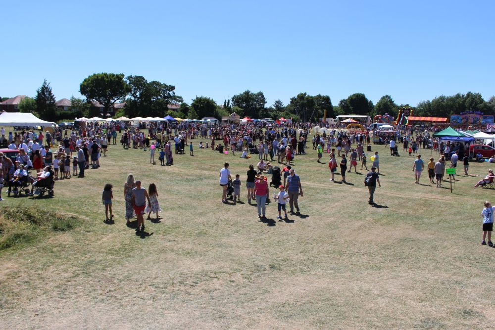 HealdGreenFest's tweet photo. Photos of this year’s festival https://t.co/INFJA4L4Bh https://t.co/MNRL0AFCtq