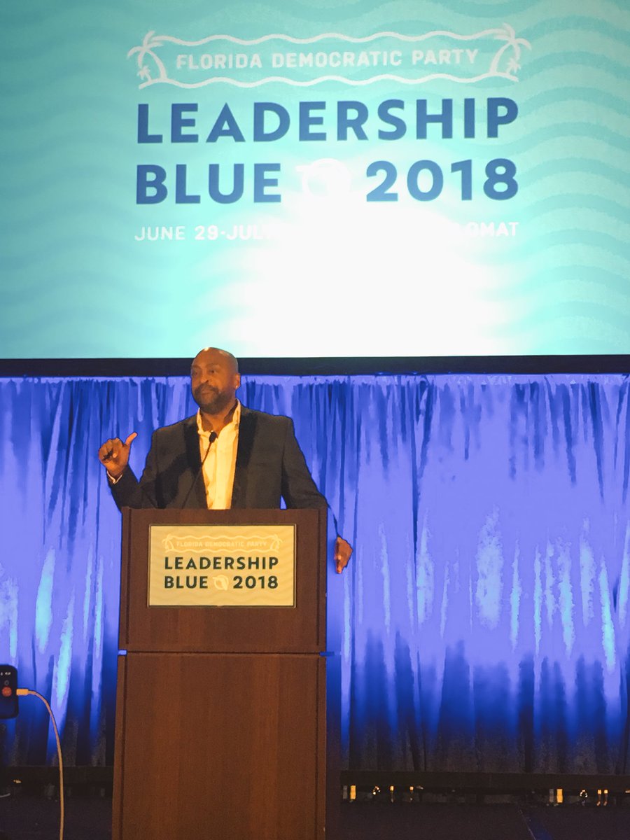 oscarjb2's tweet photo. This year I had the honor of introducing the @FLSenateDems at #LeadBlue18 #weareone #16strong https://t.co/3KdvXboXAO