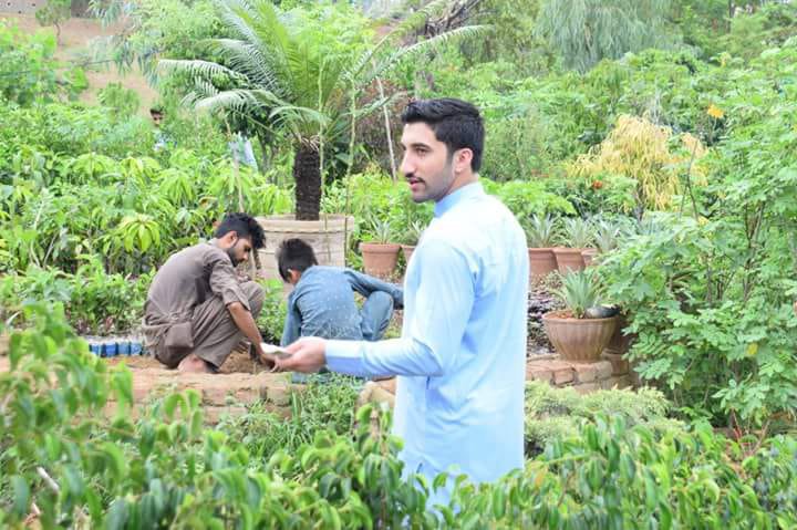 Positive Pakistan's newly developed Mirpur Chapter has done the Plantation Activity at the View Point of Mirpur Azad Kashmir. In this activity participants actively participated. We Congratulate them on conducting this plantation activity successfully. We wishes a very good luck.