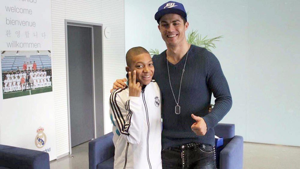 Kylian Mbappe - who grew up a massive fan of Ronaldo - was the one who put an end to Lionel Messi’s #WorldCup yesterday.