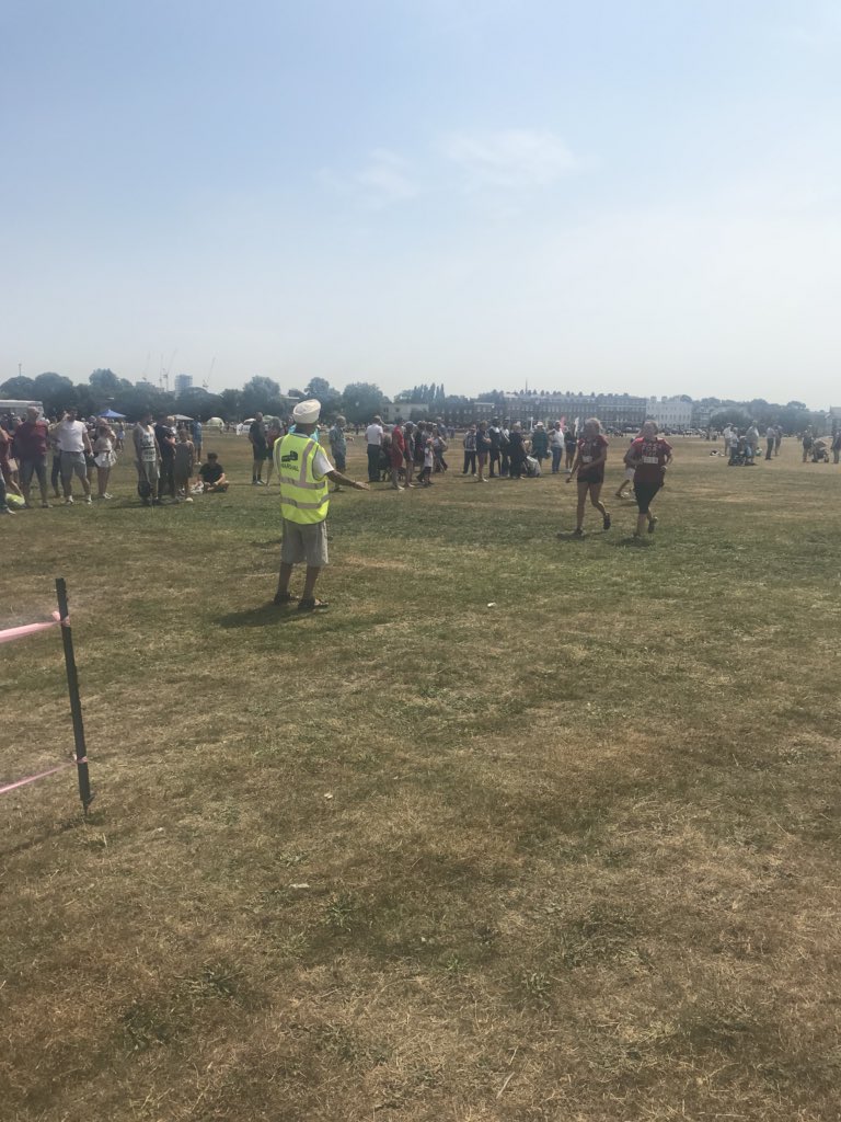 charlawro's tweet photo. Proud of my little sis @AbbieLawrence_ for running the #RaceforLife and for doing so well in the heat! #runabbierun https://t.co/GJuKFrB8z5