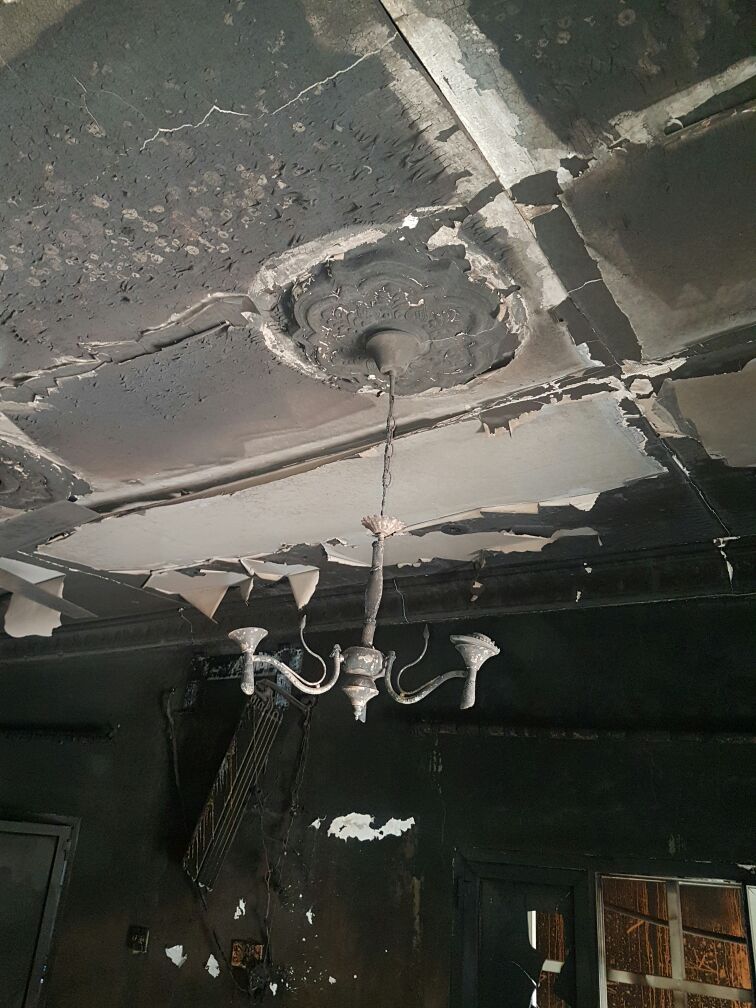 وقع حادث حريق اليم في ولاية المصنعة فقد صاحب البيت كل شي بنسبة95% ولم يتبقئ من البيت غير الهيكل ولله الحمد ان لطف بسكان البيت ونجاهم من هذا الحريق ووجب علينا اليوم ان نقف في مثل هذه الحالات الانسانية ومد يد العون اليهم باقل الاحتياجات علما انهم لا يملكون مسكن الان للتواصل92525781