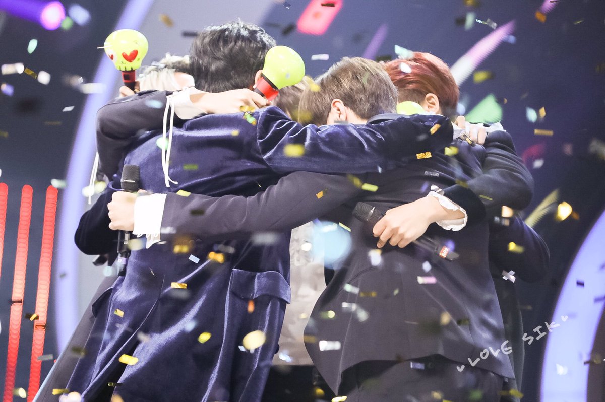Official_B1A4 tweet media