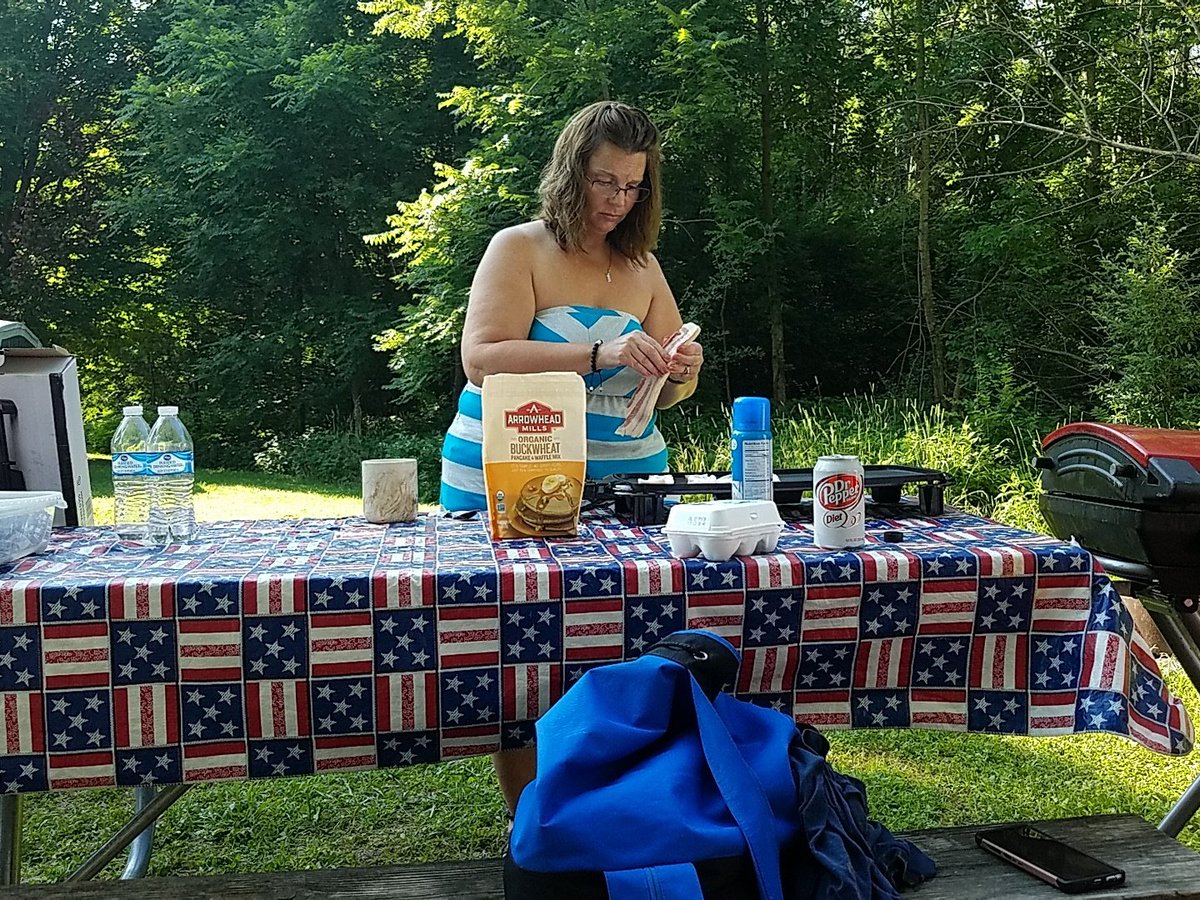 wiljohnson's tweet photo. @Kathleen_Beer Guess what we are having.... Lol https://t.co/HocuV1FaZR