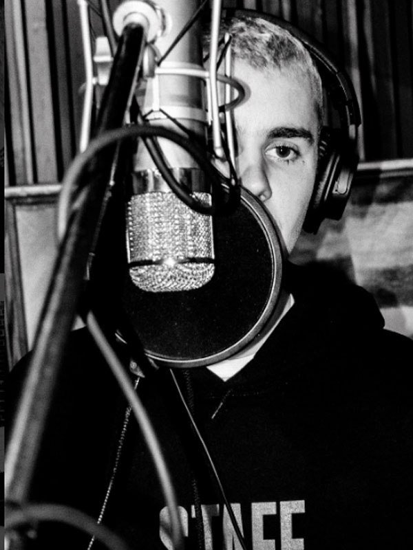 Bkstg's tweet photo. What do you think your most played @justinbieber song is? 🤔🎧 https://t.co/ToZnKJ17Ty https://t.co/zXukDo5B2l