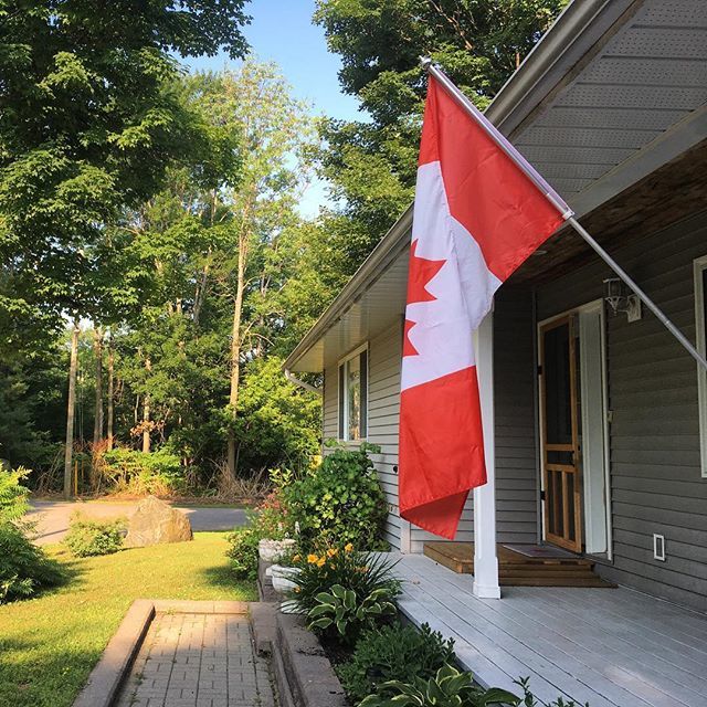 FitStyleCreativ's tweet image. Happy 🇨🇦 Day from my house to yours! .
.
.
.
.
#gravenhurst #muskoka #ontario #canada #canadaday🇨🇦 #canadaday #canadaday2018 #proudcanadian #proudtobecanadian #business #smallbusiness #entrepreneurlife #entrepreneurship #socialmediamarketing #socialm… ift.tt/2KEWv1y