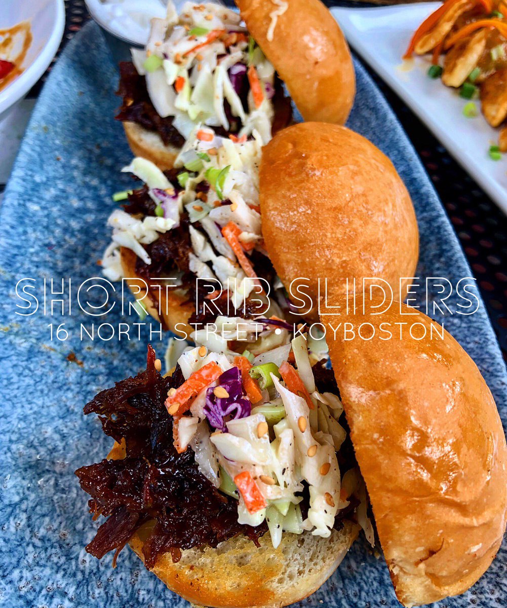 Patio season, please stay forever. 🤤 Come join us for a beautiful blend of Korean fusion cuisine right across from Faneuil Hall today! Kitchen open til 12am midnight every night! #koyboston

—

📷 Pictured: Korean BBQ Short Rib Sliders
📸 PC: @evieneedstoeat