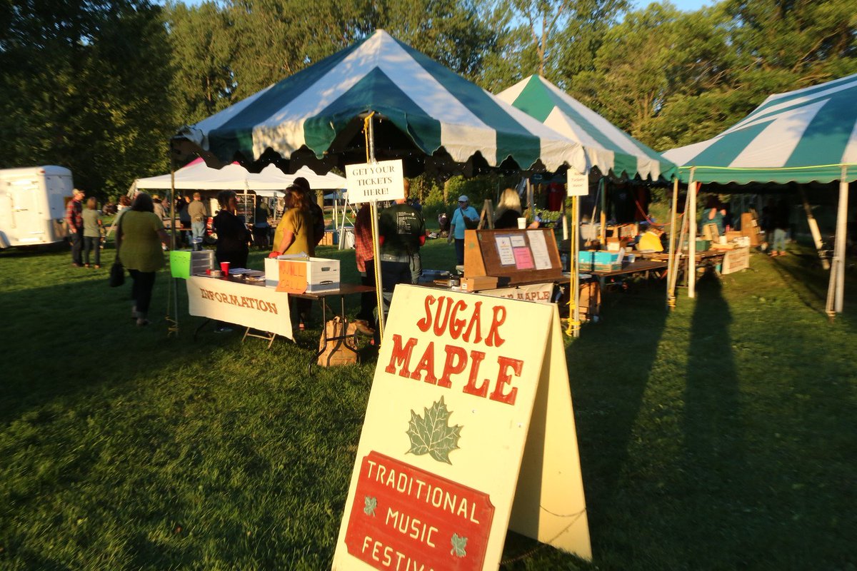 sugarmaplefest's tweet image. Only ONE MONTH until the Sugar Maple Music Festival!

Volunteers receive free entry on the day they volunteer. Spots are filling up fast (nearly 70%) and when they’re gone, they’re gone. Sign-up here: sugarmaplefest.org/2018/07/callin…

#MadisonMusic #MadisonFestivals #VisitMadison