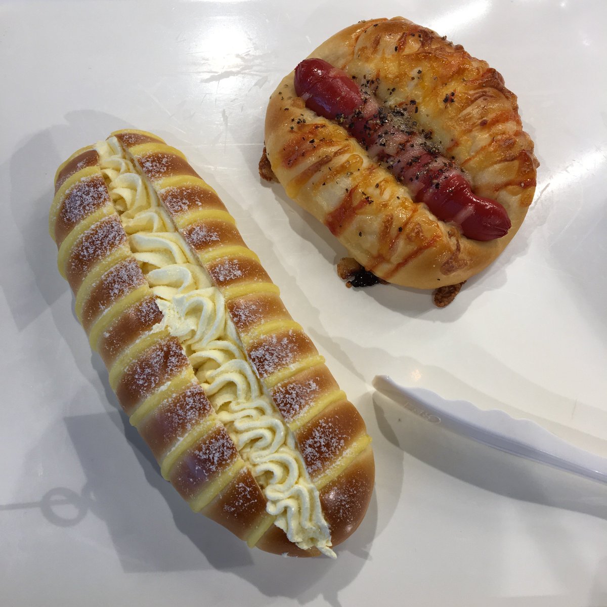 #creamcaterpillar and #hotdogbun .😋 #justforyouthebreadhouse . #delish #breadhouse #bread #perthcoffee #perthcafe #perthbrunch #perthisok #perthfoodie #broadsheetperth #urbanlistperth #perthdaily #perthbreakfast #pertheats #perthdesserts #bakery #perthcbd #パン #perthlunch