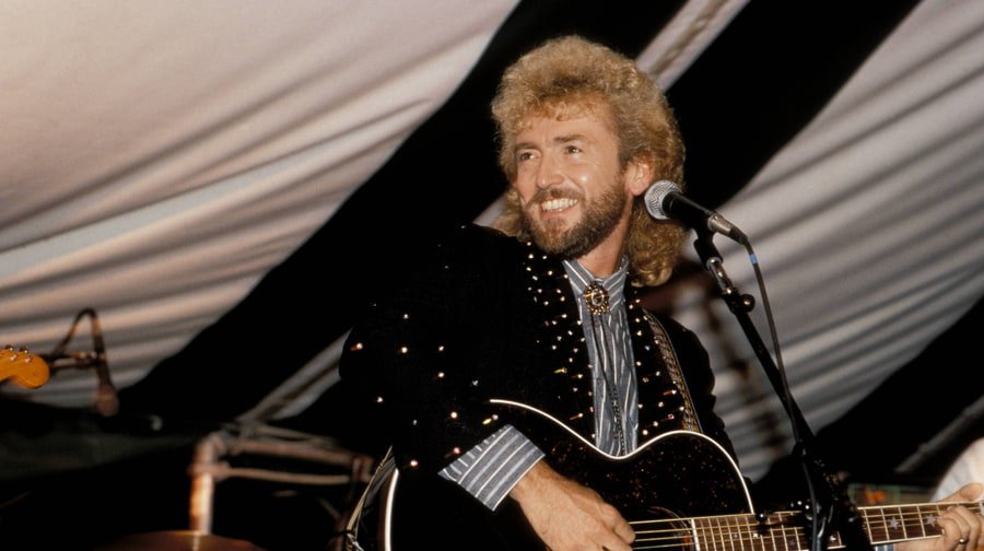 Happy birthday, Keith Whitley. We look at the late country vocalist\s 10 greatest love songs  