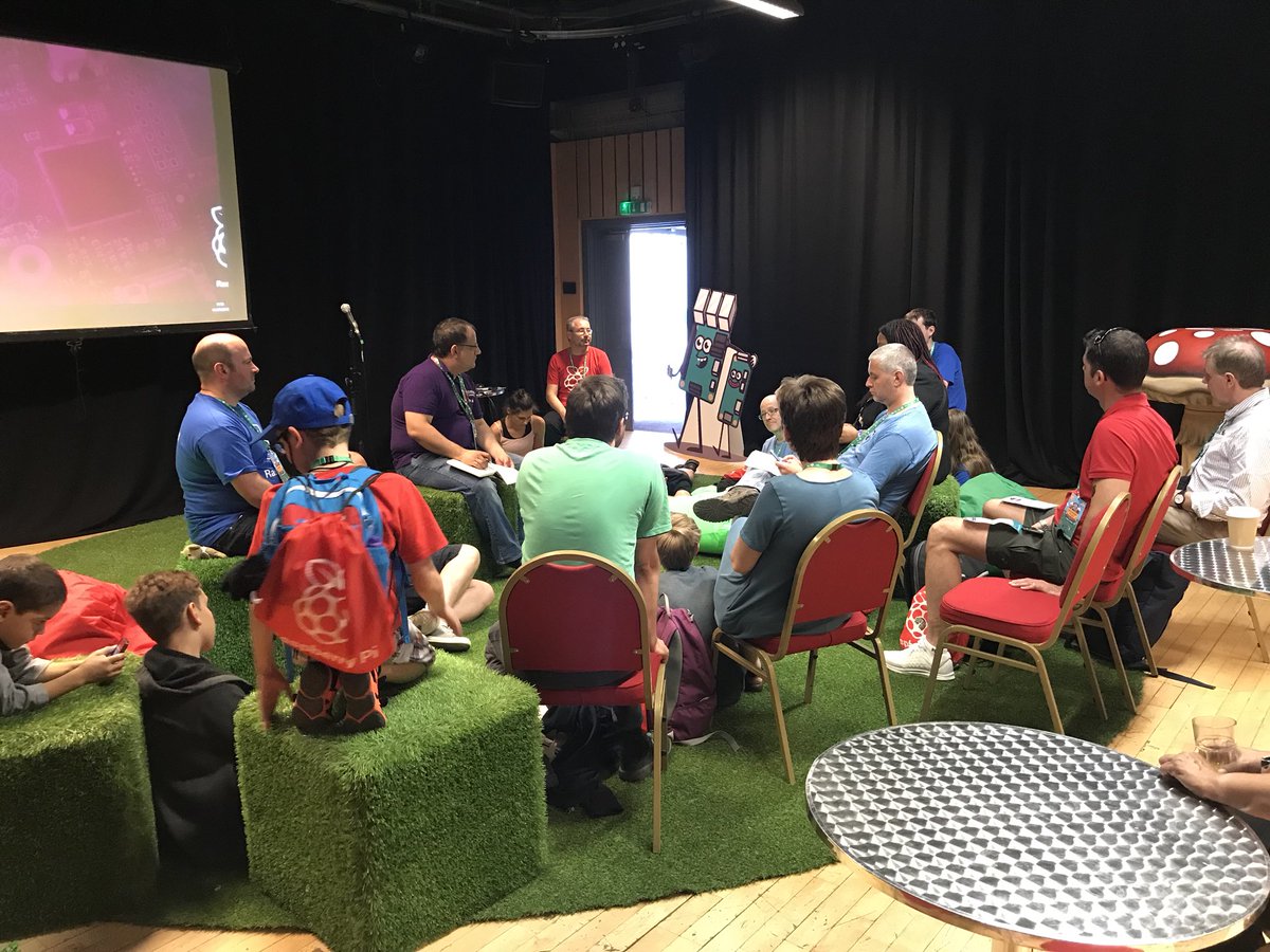 Raspberry_Pi's tweet image. Discussing #RJam and outreach at #RaspberryFields
