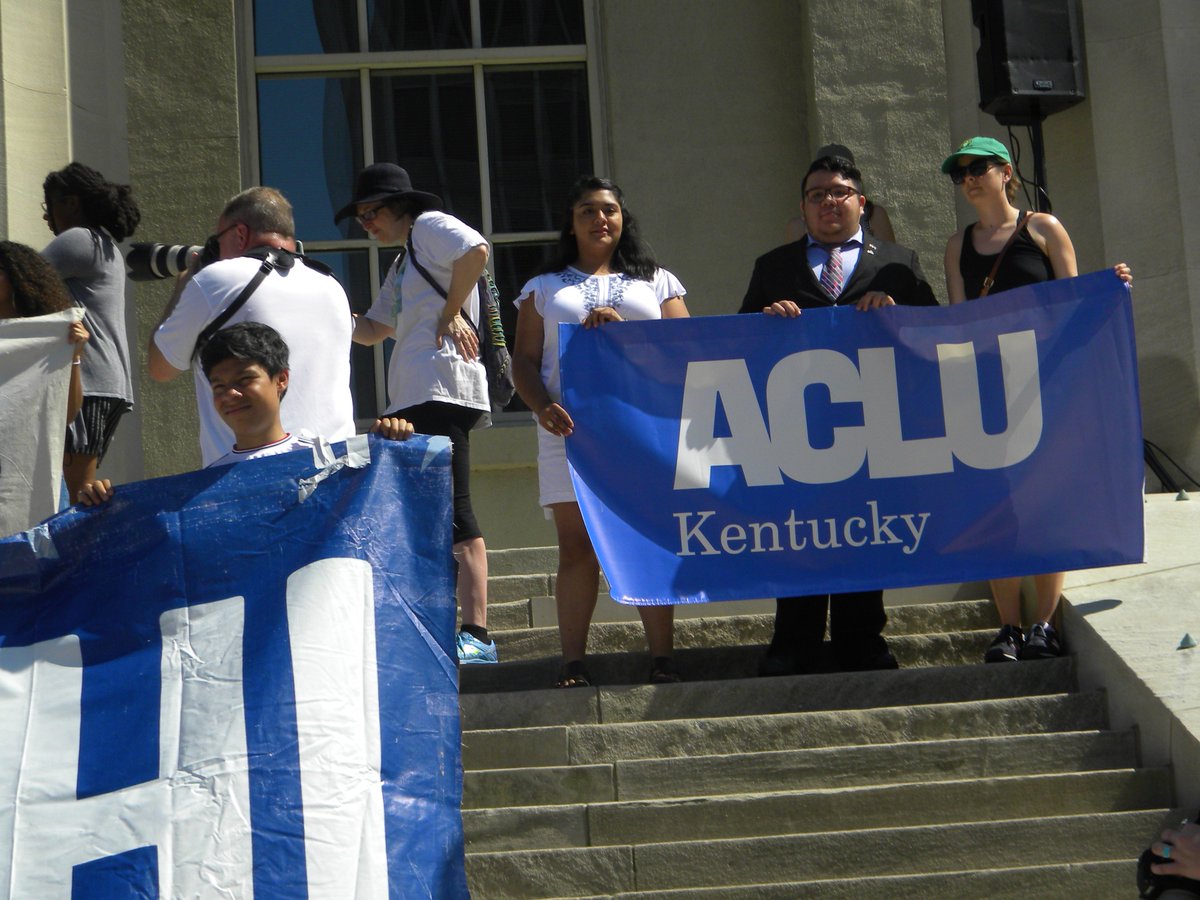 Tree_Spirit's tweet image. Marching against @RealDonad_Trump 's shit policy .
#fightthepower #ShutDownSessions #AbolishICE #FamiliesBelongTogetherMarch