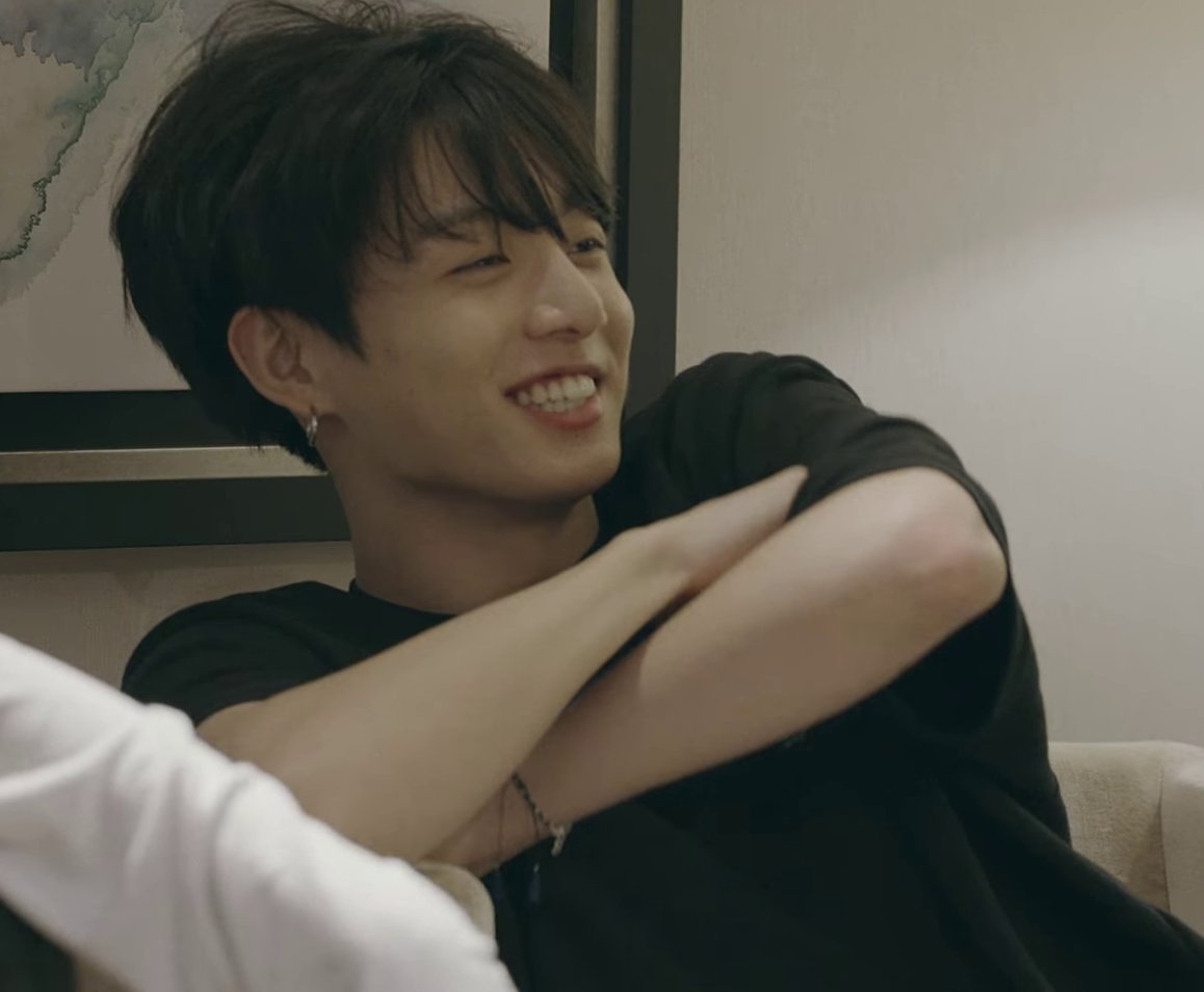 bottomgyv's tweet photo. college!au x fwb to lovers!yoonkook. [1/2] 

yoongi doesn't think too hard about why he hasn't texted back any of the other people he's fucking—figures it's some kinda hyper-fixation he has on kook, casually obsessed knowing that he was jungkook's first time. https://t.co/Cy6npE1Nvr