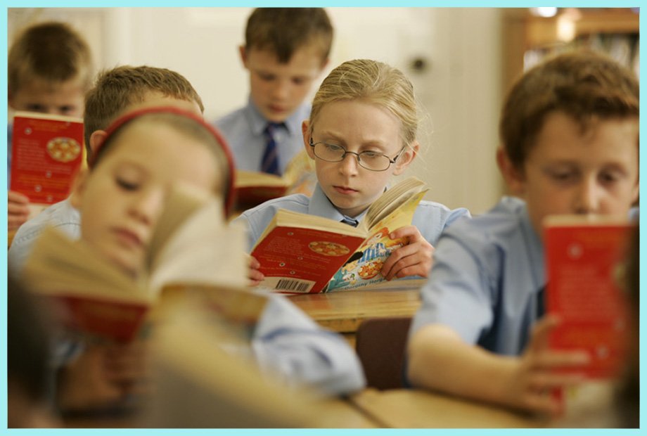 #Teachers, looking for new ways to connect #students to #authors in the #library and #classroom? Here are some top tips from <a href="/Booktrust/">BookTrust</a> ow.ly/nNwT30kEbVM