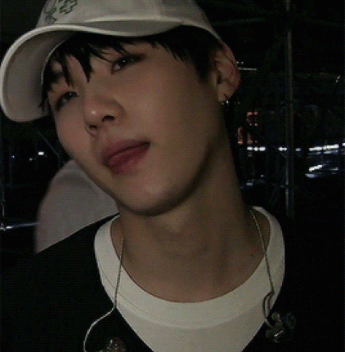 bottomgyv's tweet photo. college!au x fwb to lovers!yoonkook. [1/2] 

yoongi doesn't think too hard about why he hasn't texted back any of the other people he's fucking—figures it's some kinda hyper-fixation he has on kook, casually obsessed knowing that he was jungkook's first time. https://t.co/Cy6npE1Nvr
