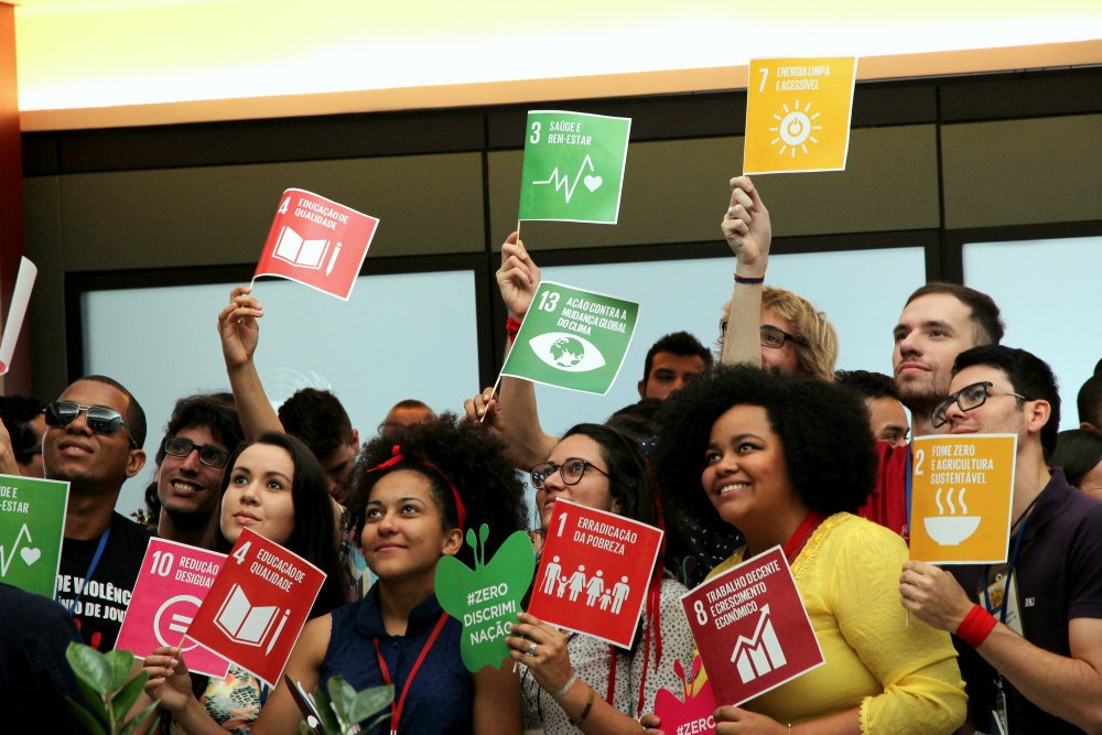 YouthSDGs's tweet photo. Achieving the #GlobalGoals  relies not only on setting targets, but also on a responsive approach to the voice &amp; needs of youth. #youthSDGs https://t.co/0x370JOyXU