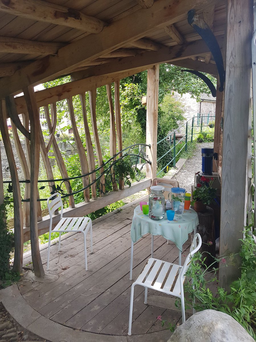 WmPowell2021's tweet photo. A few images of @TalgarthMill @NGSOpenGardens this PM. A wonderful place, beautiful and tranquil &amp; with @TheBakersTable close by, you'll not go hungry either. Thanks to our volunteer gardeners &amp; guides, who make it all possible 🌞 https://t.co/yVJ63PX48K