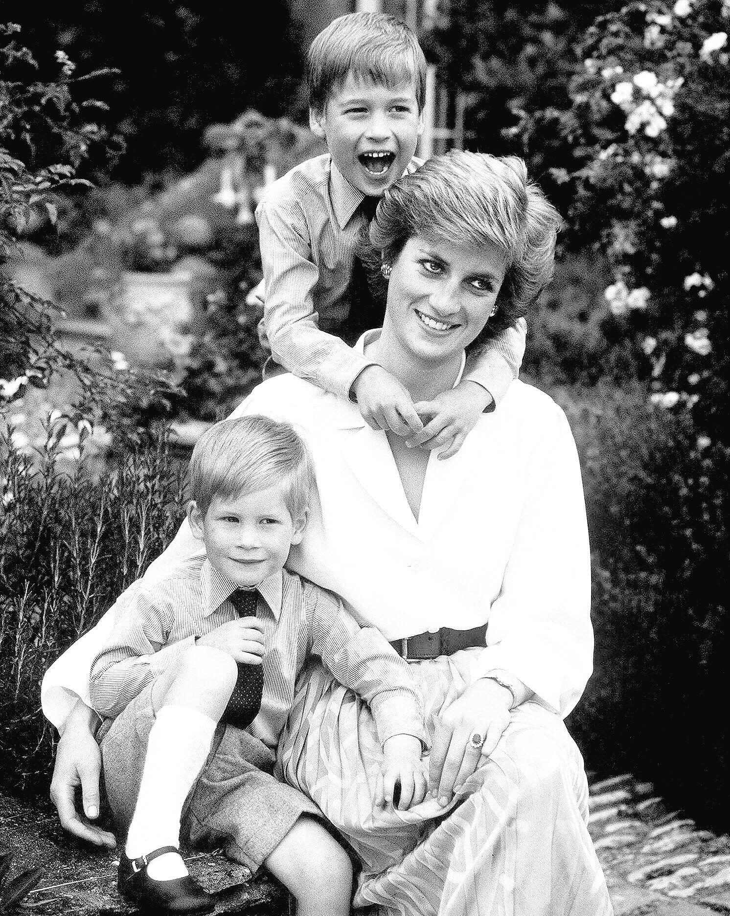 Happy birthday to the priceless Princess Diana whose compassion love and playfulness were limitless: 