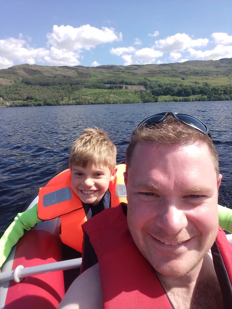 stevengerrard03's tweet photo. Pitts on the kayak on #lochness https://t.co/ISlYODuRDI
