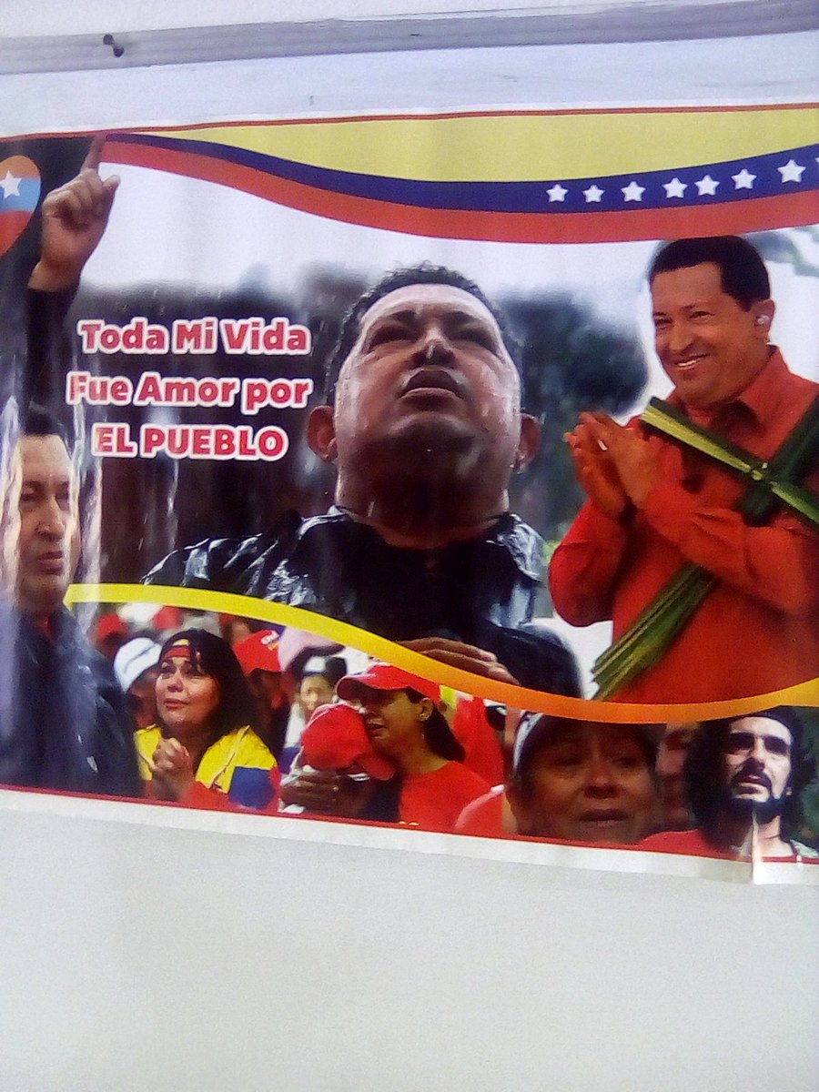 araguafsr's tweet photo. #1Jul  #15años de #MisionRobinson despertando conciencia con  #Luz de #Revolucion  y los que quedan por venir #prosperidad #Ypaz @NicolasMaduro @JauaMiranda @Sociabolivarian @RobinsonVzla @RMarcoTorres @Vice_Social @ViceVenezuela @TareckPSUV @jorgepsuv @psuvaristobulo @dcabellor https://t.co/TKboPo18eA