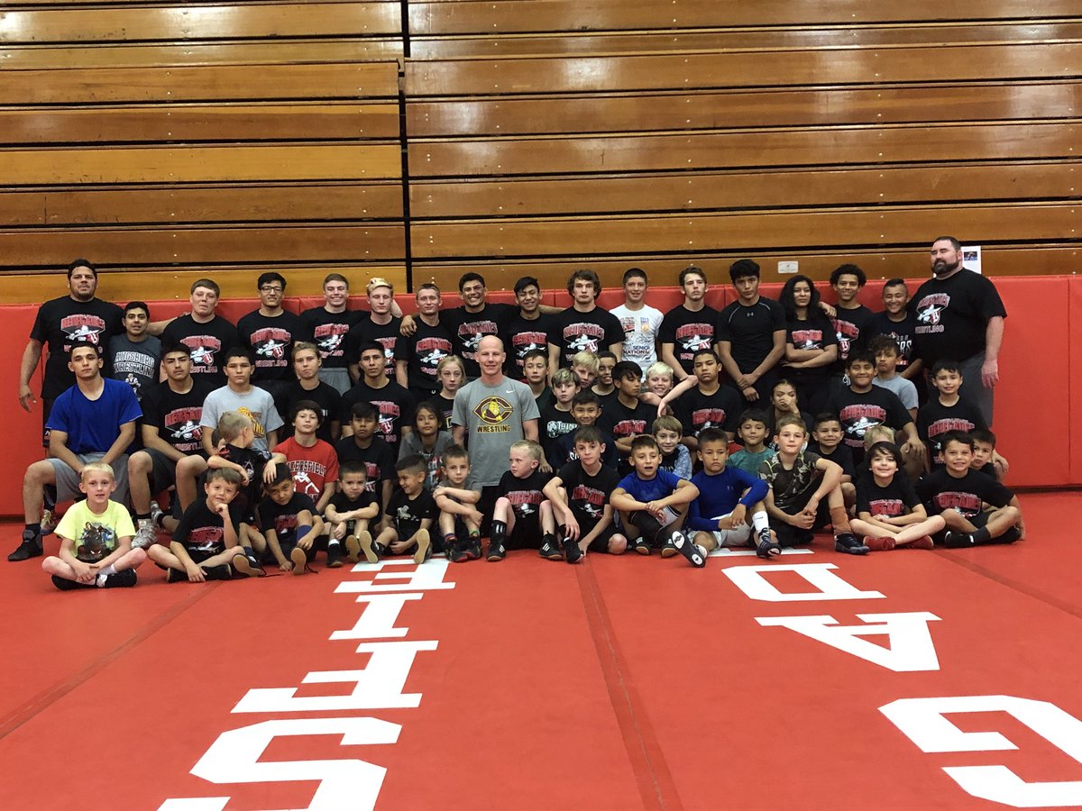 GoGadeWrestling's tweet photo. Great camp this weekend at Bakersfield college. We had the privilege of having Coach Quincy Osborn out from Minnesota and teach some great technique. Can’t wait for the next one. https://t.co/tqoHVvylS7