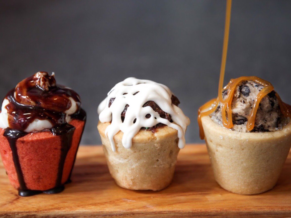 DearMishka's tweet photo. Drop by @phillyscoopdeville for some delicious ice cream and cookie cups!🍦🍪🍨   #chocamo #cookiecups #cookieup #cookies #love #sundayfunday #icecream #summer https://t.co/DO7LXTChIQ