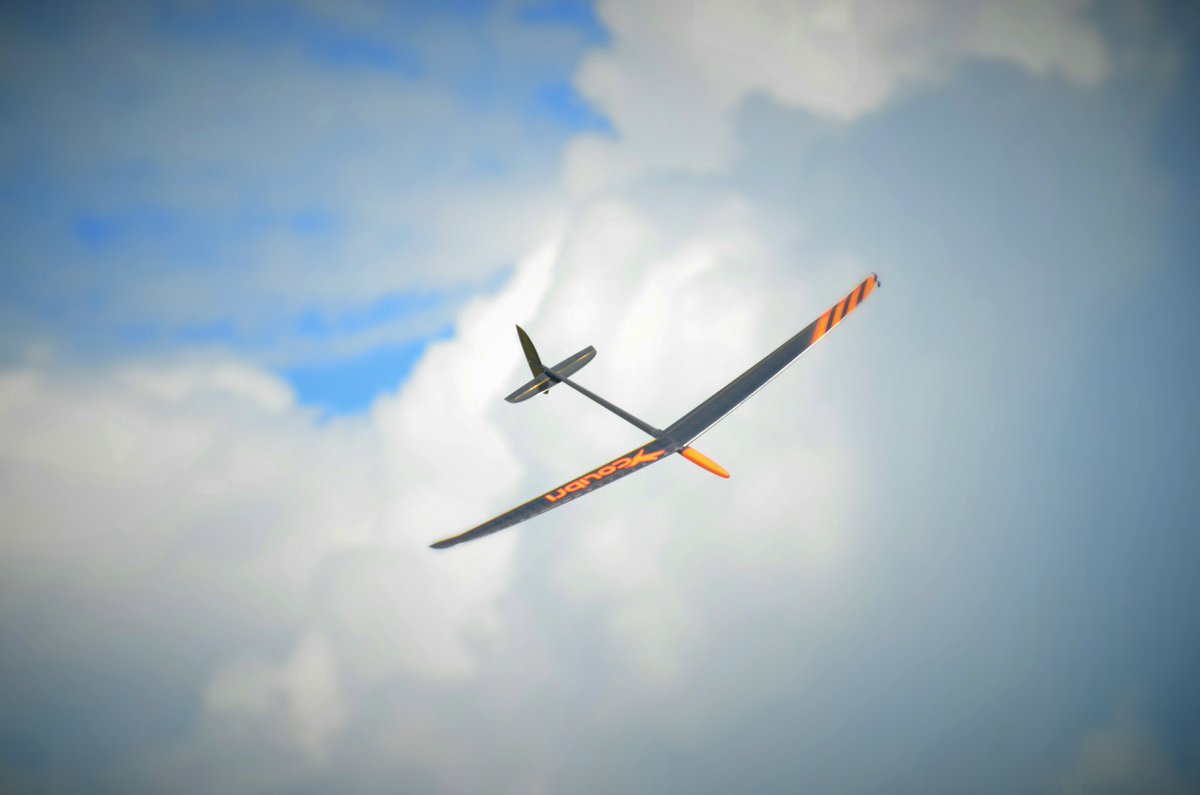 _Kralovensky_'s tweet photo. Colibri in clouds ๐ค
-
-
ยฉ Kralovensky Composites
#f3kcolibri #dlgglider #F3K #DLG #gliding #glider #soaring #summer #slovakia https://t.co/uVeFJuh4Ap
