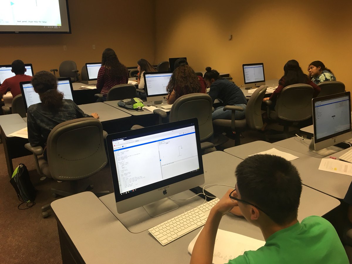 Had so much fun teaching students how to code the game Hangman with <a href="/NationalAero/">NIA Communications</a> and <a href="/VALHENetwork/">VALHEN</a> at the Hispanic College Institute. Can’t wait to help out next year!!