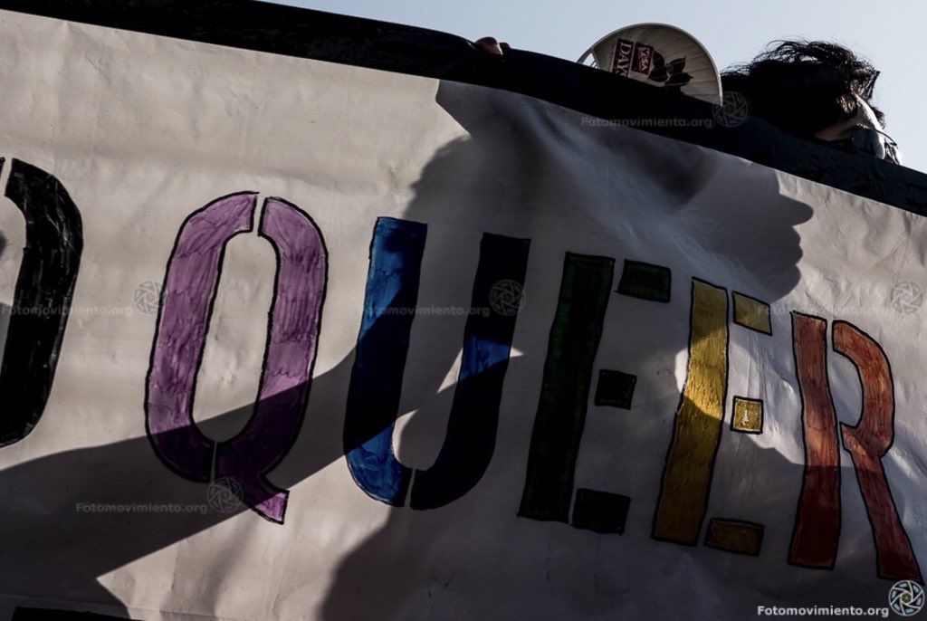 Fotomovimiento's tweet photo. Imatges de la manifestació d’ahir a #Barcelona per reivindicar els drets de la comunitat #LGTBI. Totes les fotografies aquí 👉
https://t.co/Y8agkIaw5t
#orgullLGTBI2018 #orgull2018 https://t.co/giQJiJYuju