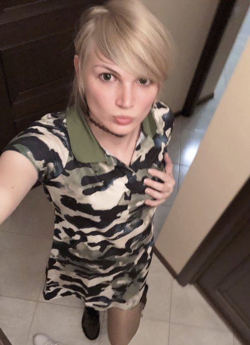 Мой комвзвода со срочки явно оценил бы https://t.co/qBxFsG0R8Z<a href="/tag/groobygirl"class="tags"><span>#groobygirl</span></a>