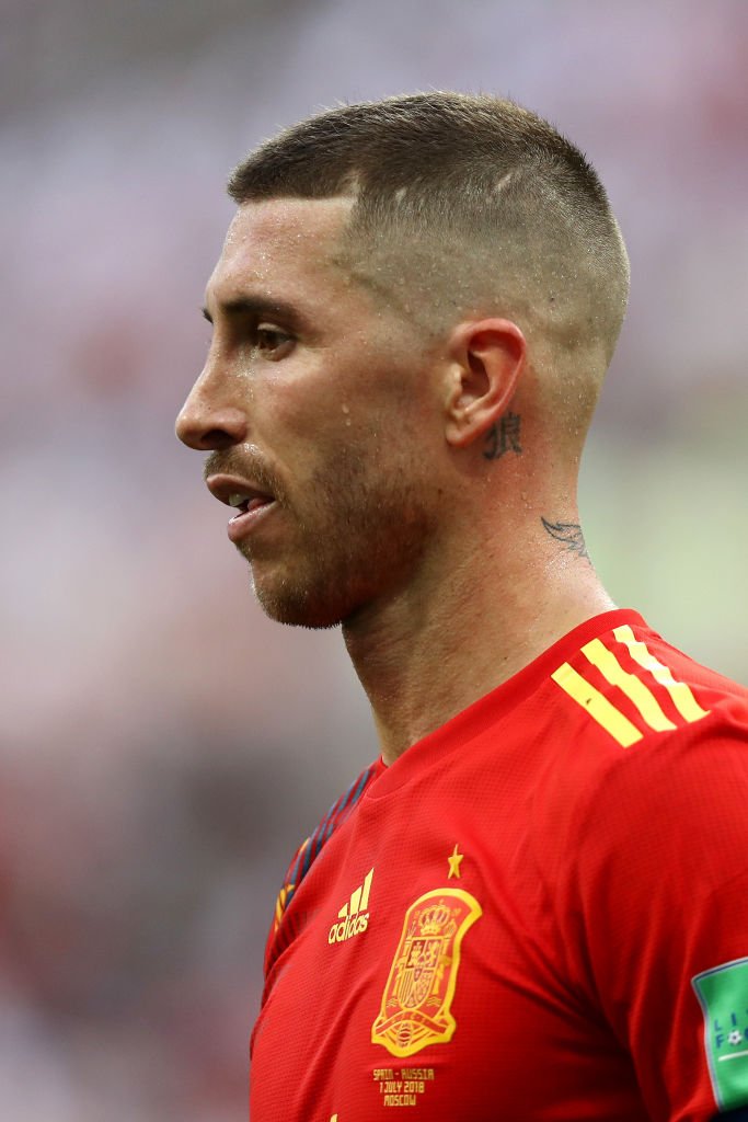 Soccer Laduma on Twitter: "While wait for extra-time, can anyone figure out going on with Sergio Ramos' hairstyle? 🧐 https://t.co/FSreQwmIgb" / Twitter