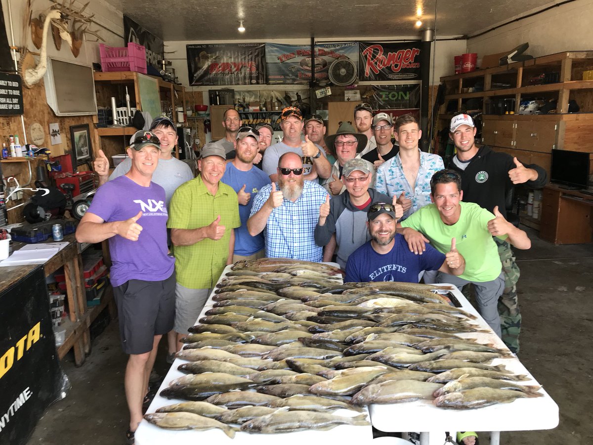 devilslakeguide's tweet photo. Devils Lake is fishing well!!
#lovesummer#brysguideservice https://t.co/N2jrGGgs3e