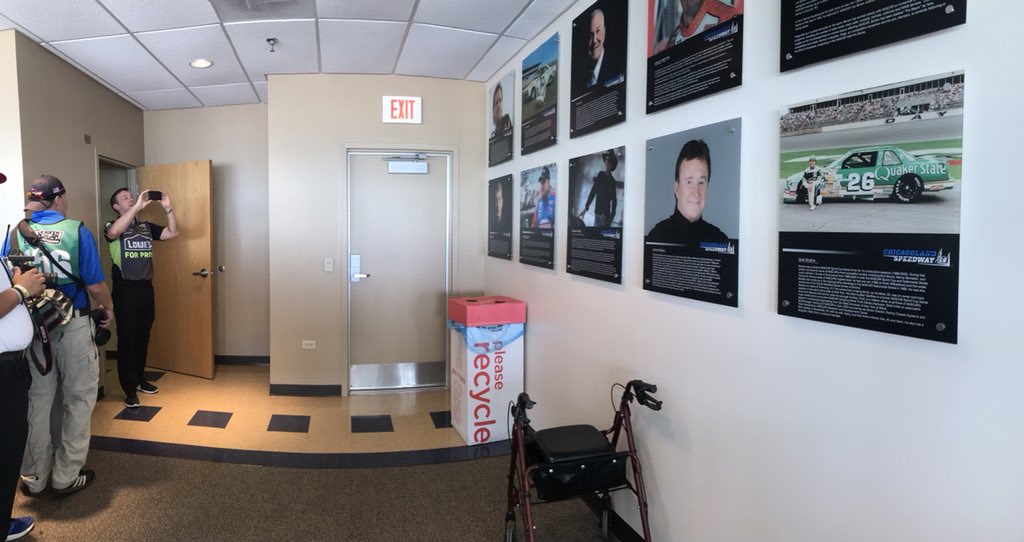 allyracing's tweet photo. Chad Knaus will now be among the greats @ChicagolndSpdwy. This morning he was inducted into the Legends Club. 

Congrats CK! https://t.co/Rhs7YD7PgZ