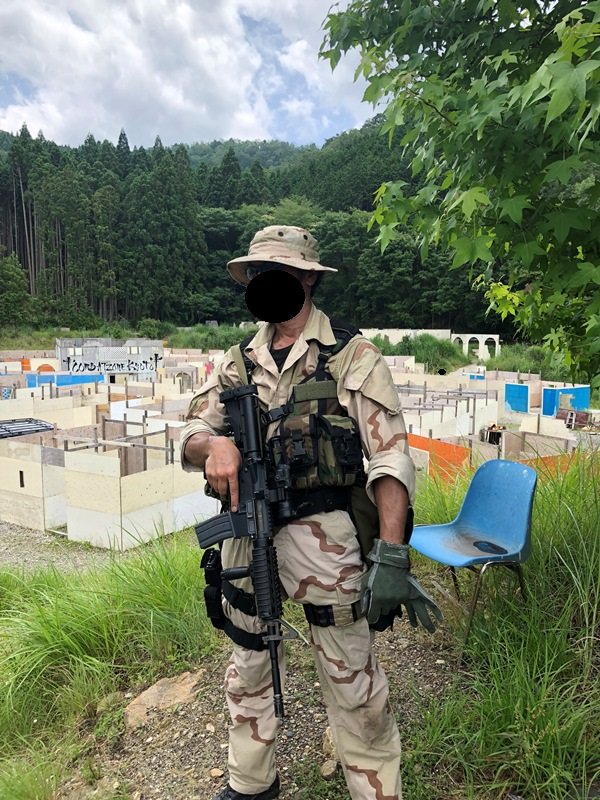 drt0321's tweet image. 本日のおしながき：官給DCUカスタム上下＆ブッシュハット　SOE社パトロールベスト黒縁WL及びSOEオプション類　Eagle MkⅣ レッグホルスター M4A1カービン Aimpoint Comp M2&amp;amp;Wilcox  SIG P226（M9代替えｗ）以上
#gearaddict #kingサバ #ギアアディクト