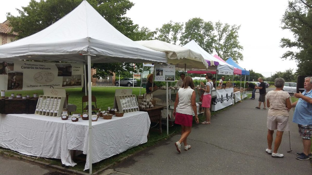 #Lepetitjournal du <a href="/Ugolflaramee/">UGOLF DE TOULOUSE LA RAMEE</a> 
Beau succès pour le premier marché #bio, de nombreux visiteurs et des produits de qualité.
Prochain #rendezvous vendredi 6 juillet ! 
#Golf #animation #BienEtre