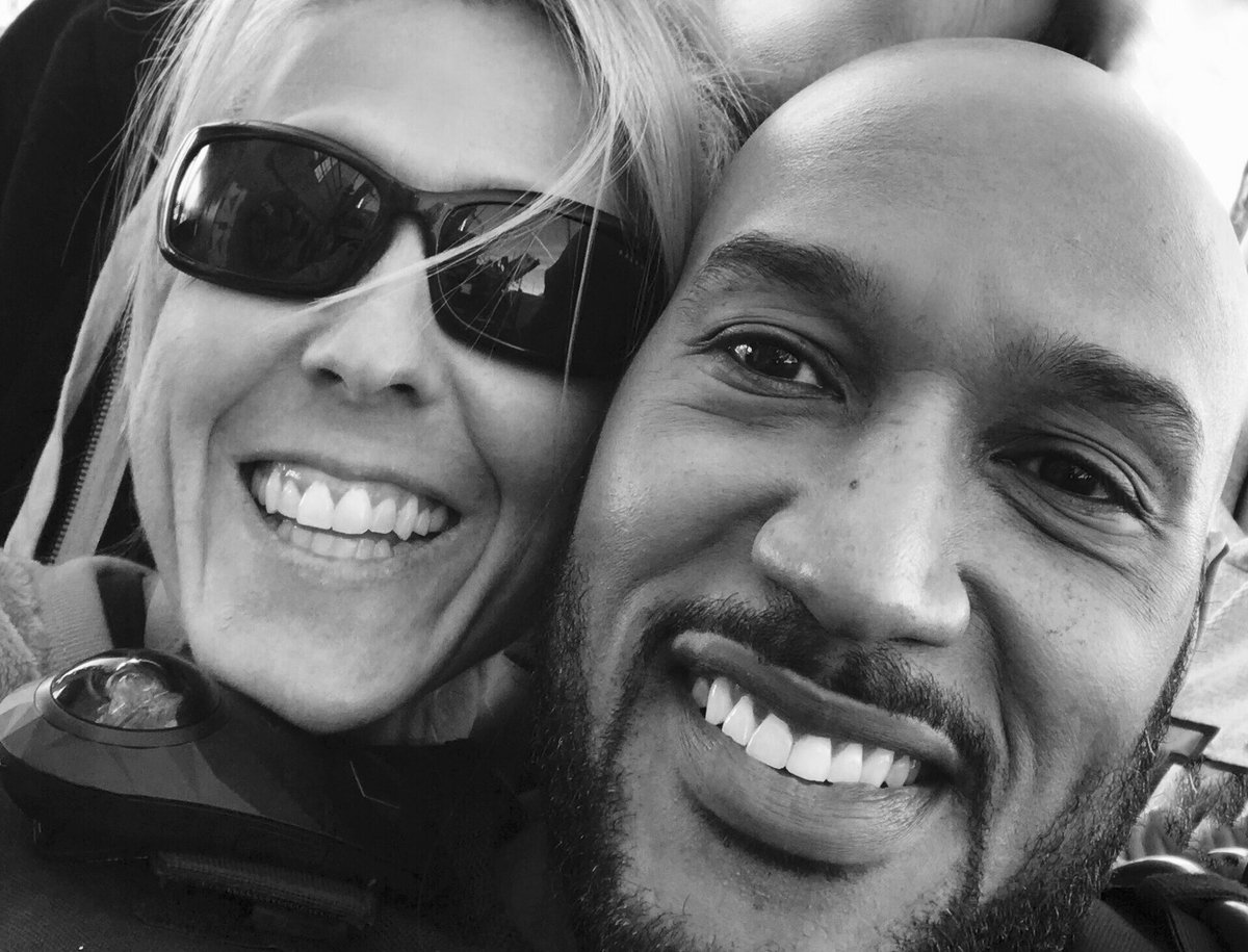 Happy Birthday 2 #HenrySimmons <a href="/AgentsofSHIELD/">Marvel's Agents of S.H.I.E.L.D.</a> #BestWishesHenry 🎂