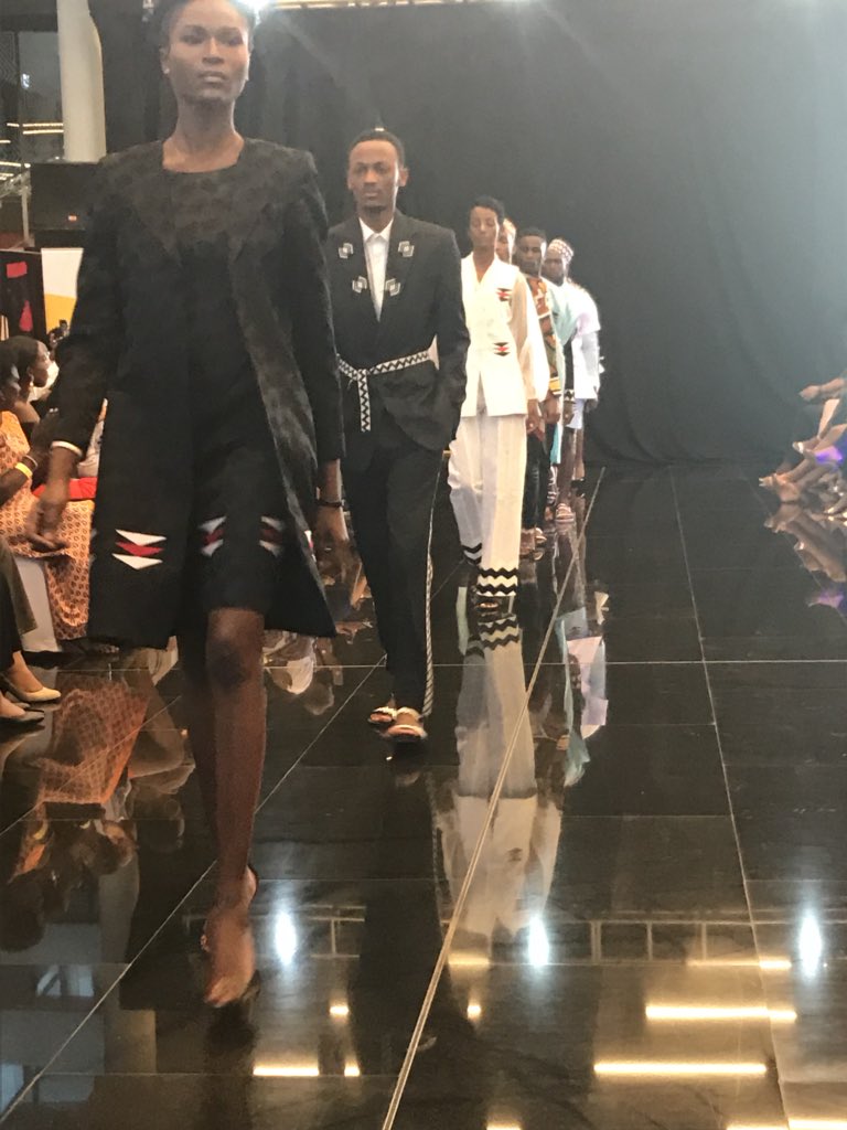 CandyBaso's tweet photo. Stunning #Imigongo inspired collection by @Moshions #Fashion #MadeInRwanda #Kigali #Rwanda #CollectiveRw2018 https://t.co/Co2ucOVbja